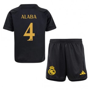 Real Madrid David Alaba #4 Koszulka Trzecich Dziecięca 2023-24 Krótki Rękaw (+ Krótkie spodenki)